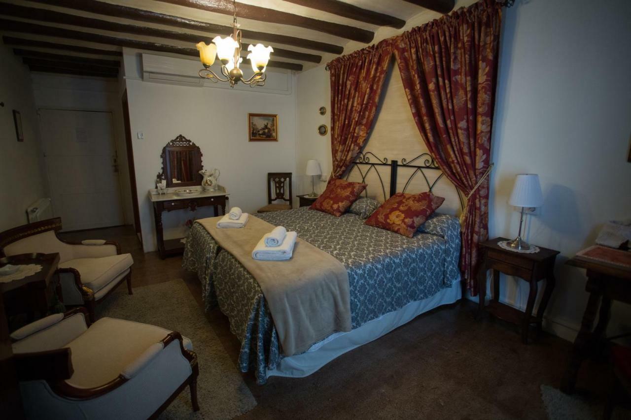Casa Rural La Casona Urrea de Gaen Zewnętrze zdjęcie